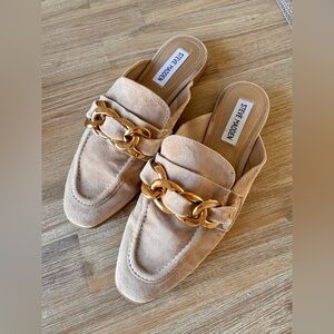 Steve Madden Nude Suede Slip-On Mules with Gold Chain
